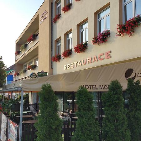 Hotel Morava Jevíčko Екстериор снимка