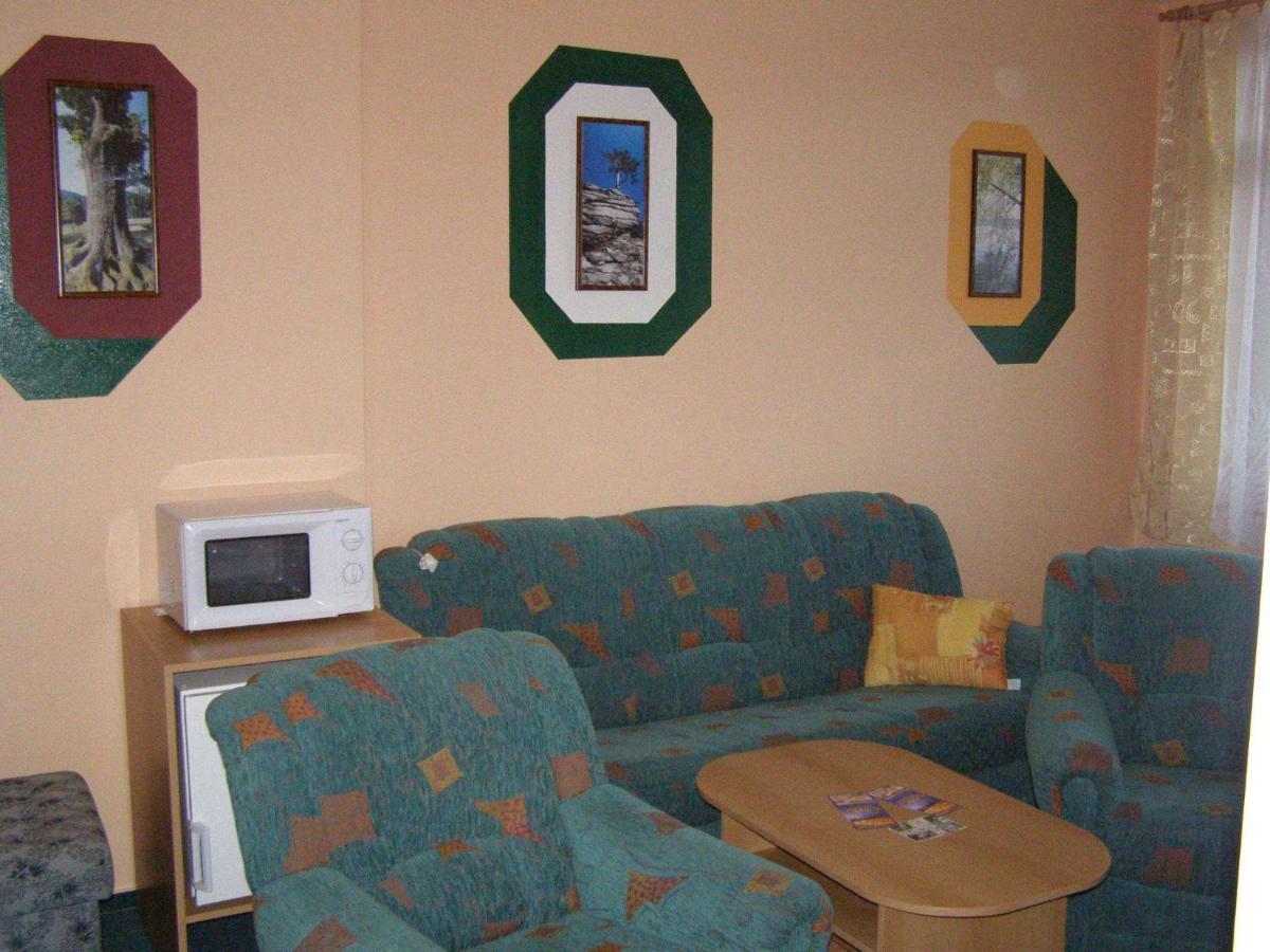 Hotel Morava Jevíčko Екстериор снимка