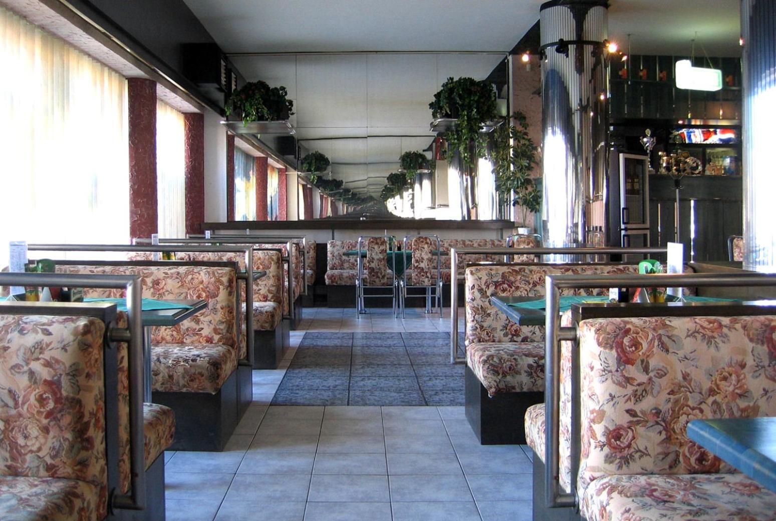 Hotel Morava Jevíčko Екстериор снимка