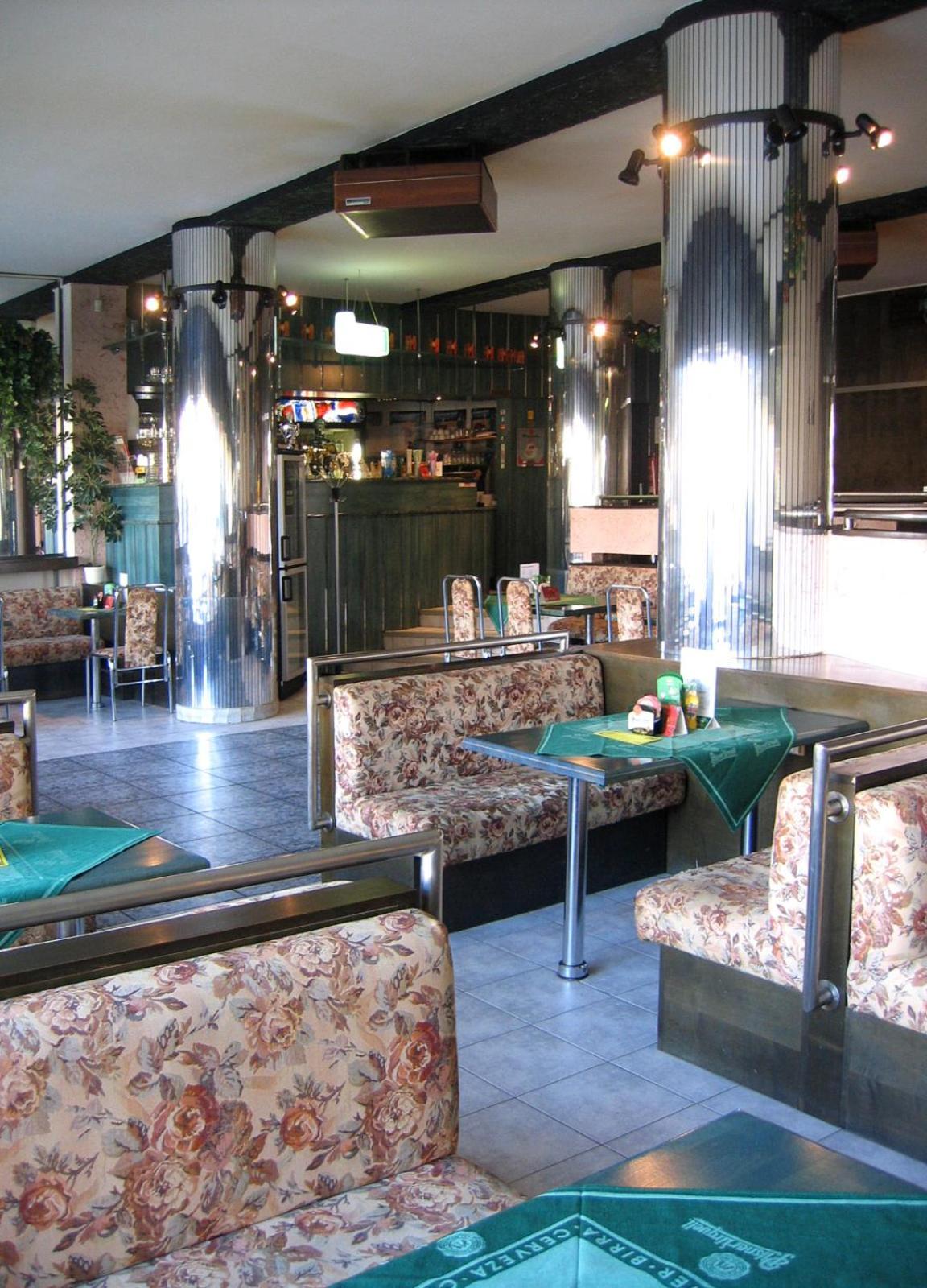 Hotel Morava Jevíčko Екстериор снимка