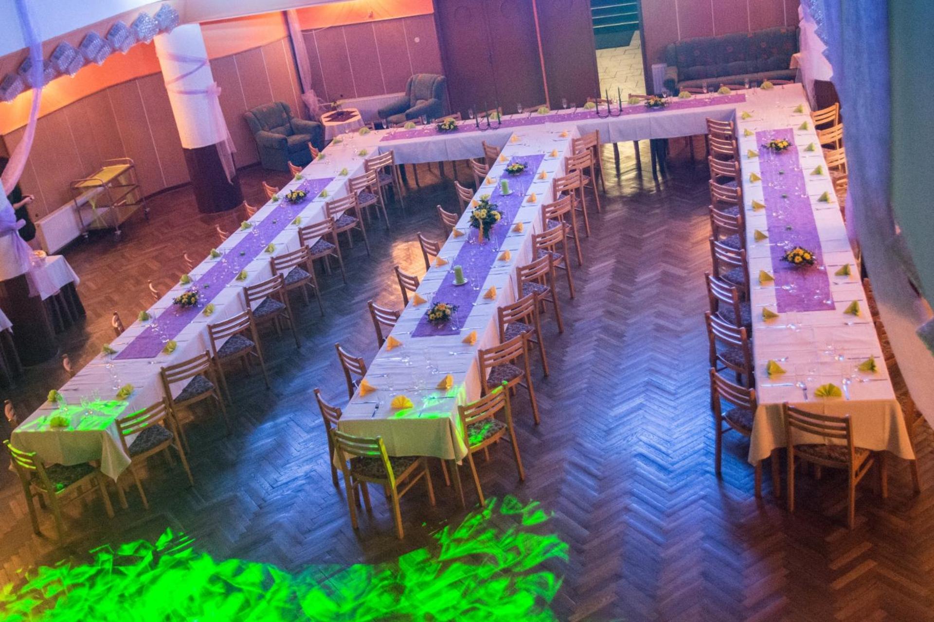 Hotel Morava Jevíčko Екстериор снимка